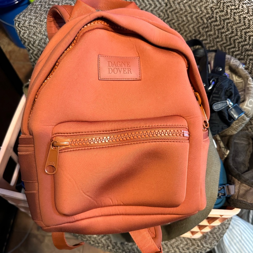 Dagne Dover small Dakota